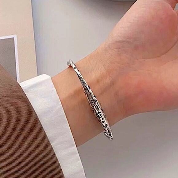 Irregular Graffiti Sterling Silver Bangle Cuff Bracelet - Picture 5 of 5